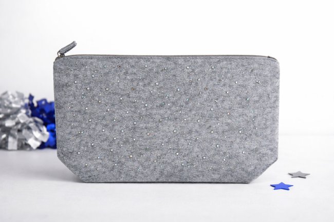 Kleinkramtasche aus Filz hellgrau - Cheer Pack Schleife - mit Bling